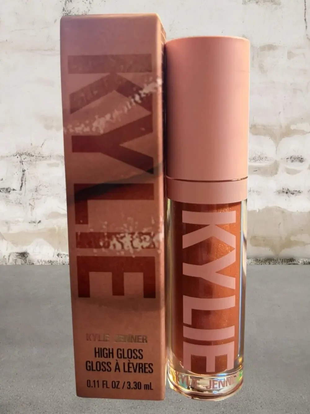 Kylie Cosmetics High Gloss in Damn Gina NIB
